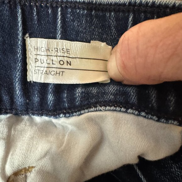 Lane Bryant High rise Pull on Straight fit Jean Size 20S Medium wash distressed - Picture 6 of 9